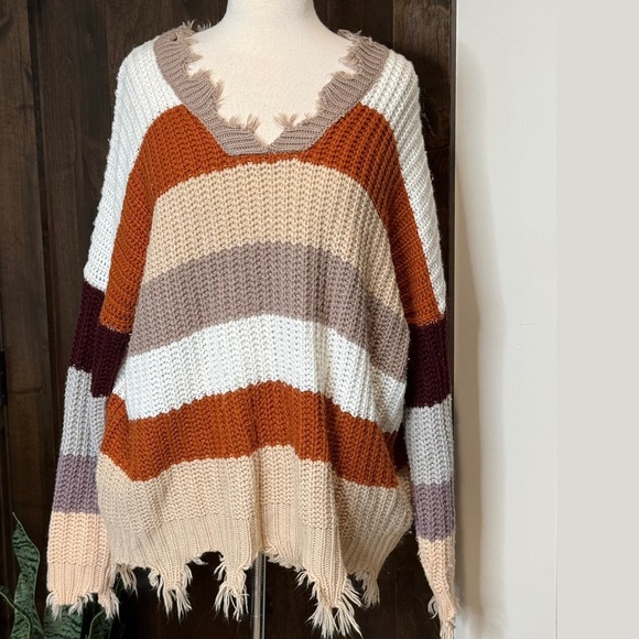 Miracle USA Women’s Size M L oversized distressed look sweater stripe knit Vneck - Picture 1 of 6